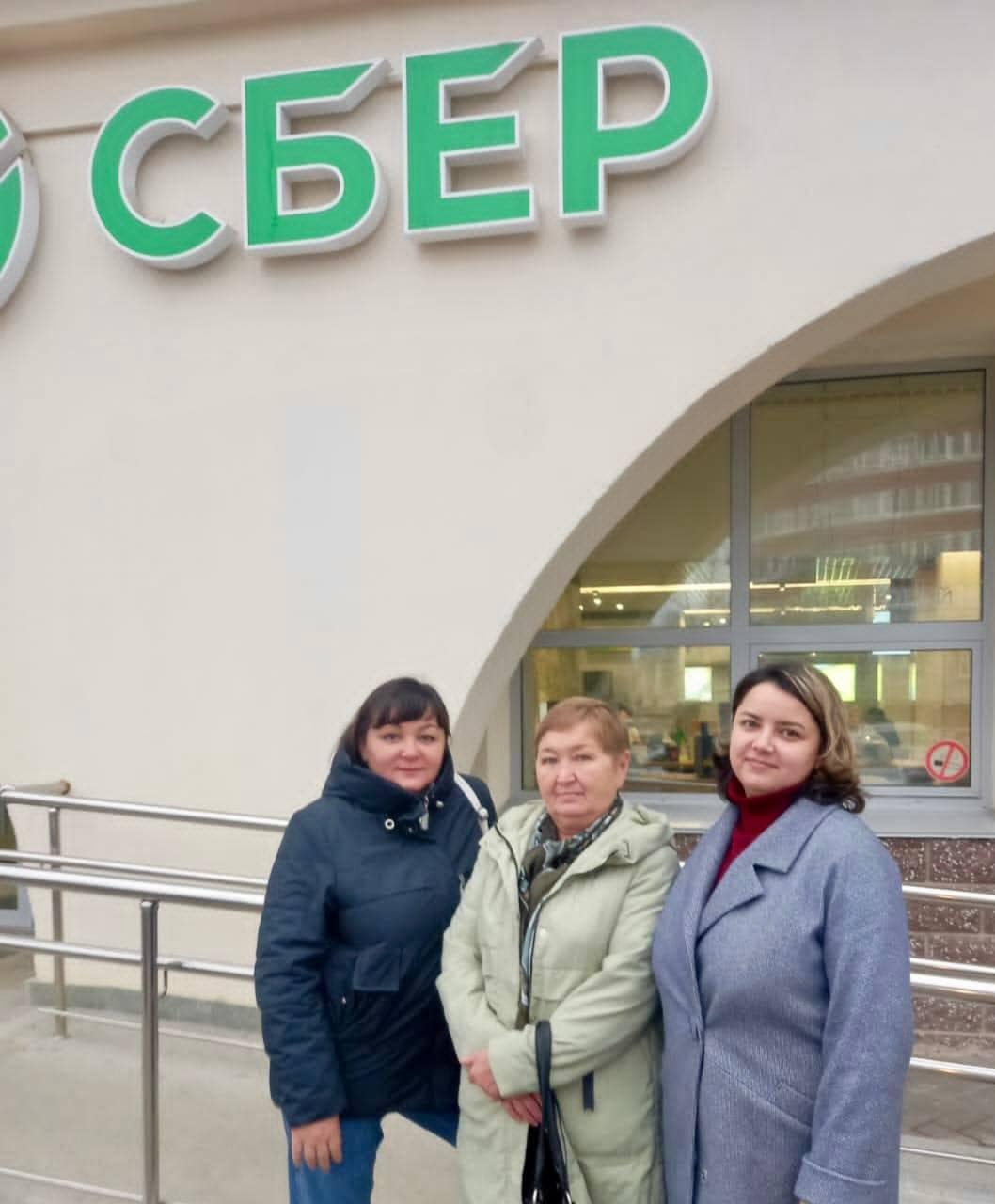 А у нас подписание еще одного договора на строительство